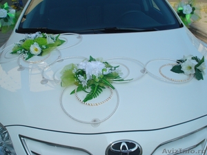 Автомобиль на свадьбу, прокат свадебных украшений на автомобиль - Изображение #1, Объявление #352307