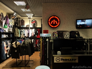 Продам торговое оборудование для магазина молодежной одежды - Изображение #2, Объявление #418717